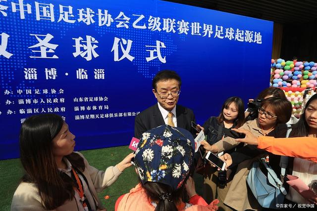 拉菲尼亚明确表示：愿意续约并希望在巴萨退役